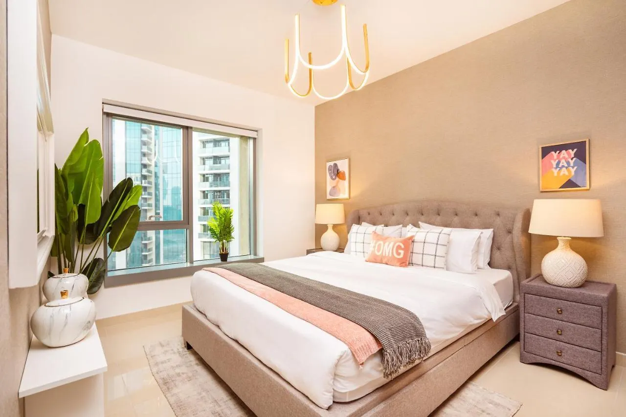 Prime Retreats - 29 Emaar Boulevard Downtown Dubai