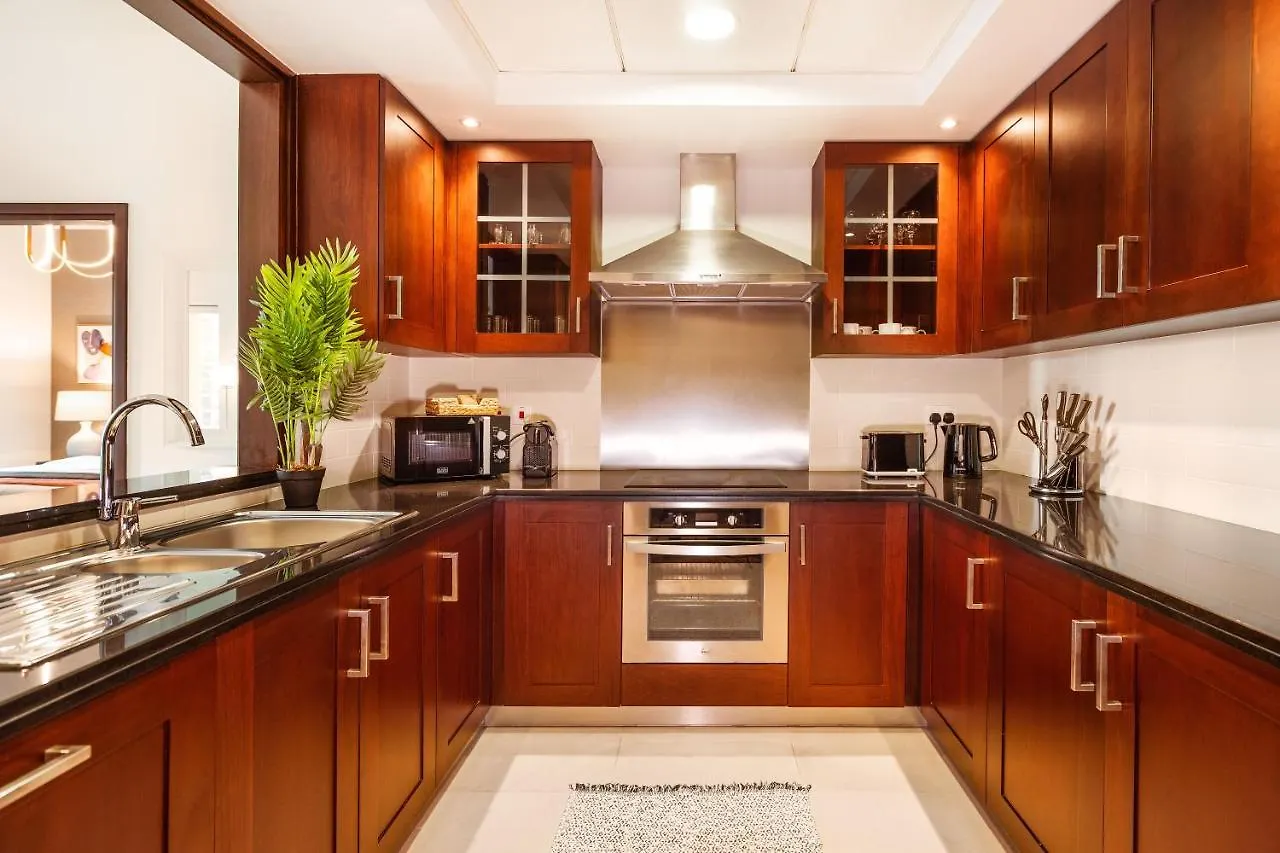 Prime Retreats - 29 Emaar Boulevard Downtown Dubai 0*,  United Arab Emirates