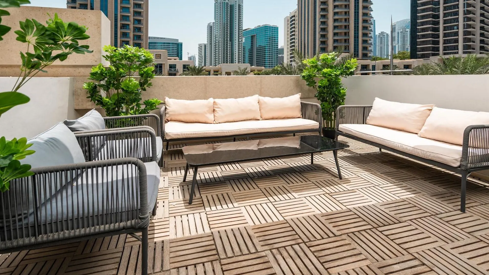 Prime Retreats - 29 Emaar Boulevard Downtown Dubai Apartment