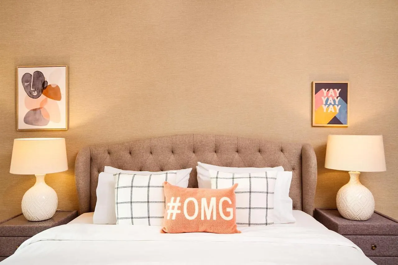 Prime Retreats - 29 Emaar Boulevard Downtown ドバイ