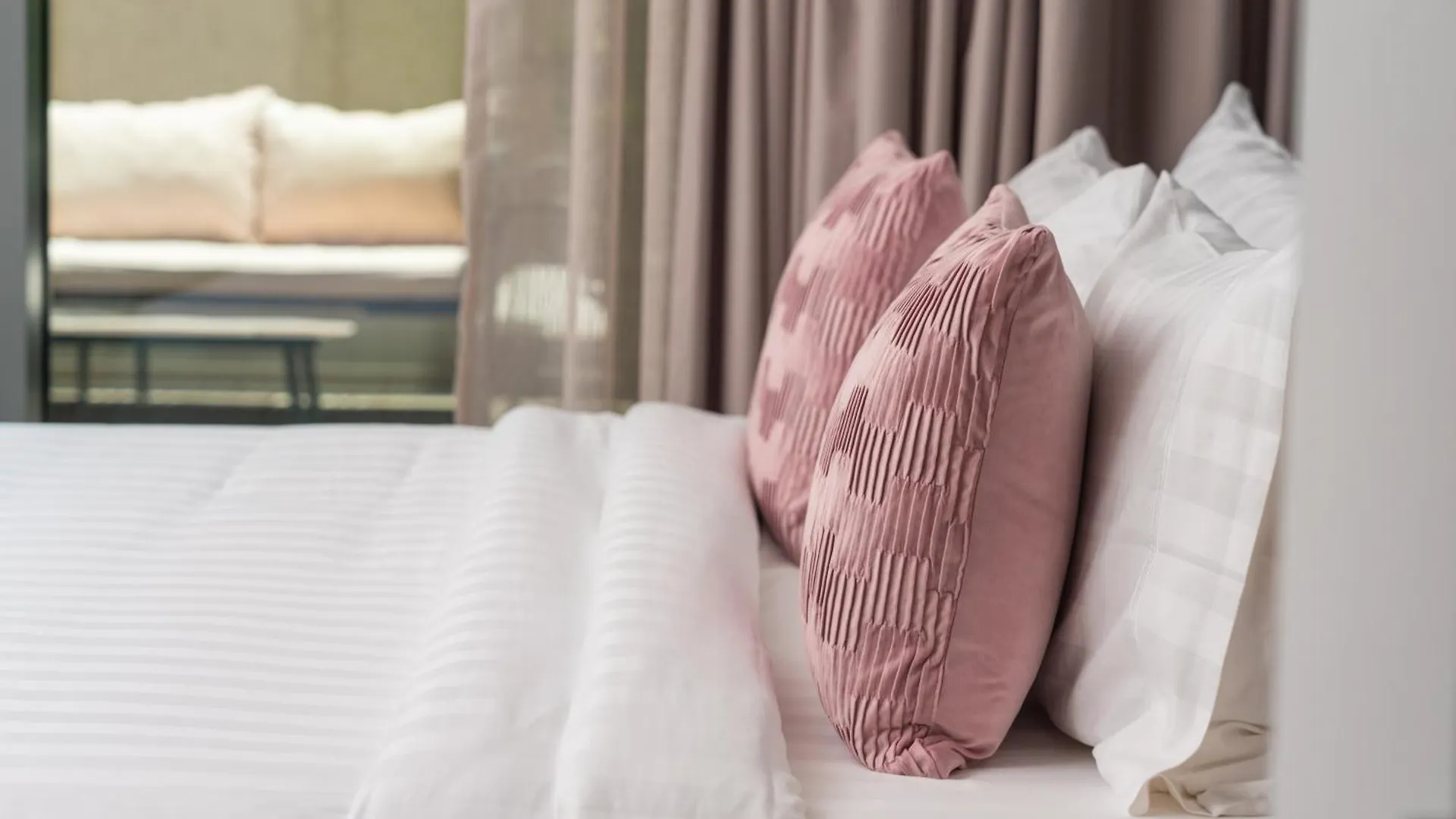 アパート Prime Retreats - 29 Emaar Boulevard Downtown ドバイ